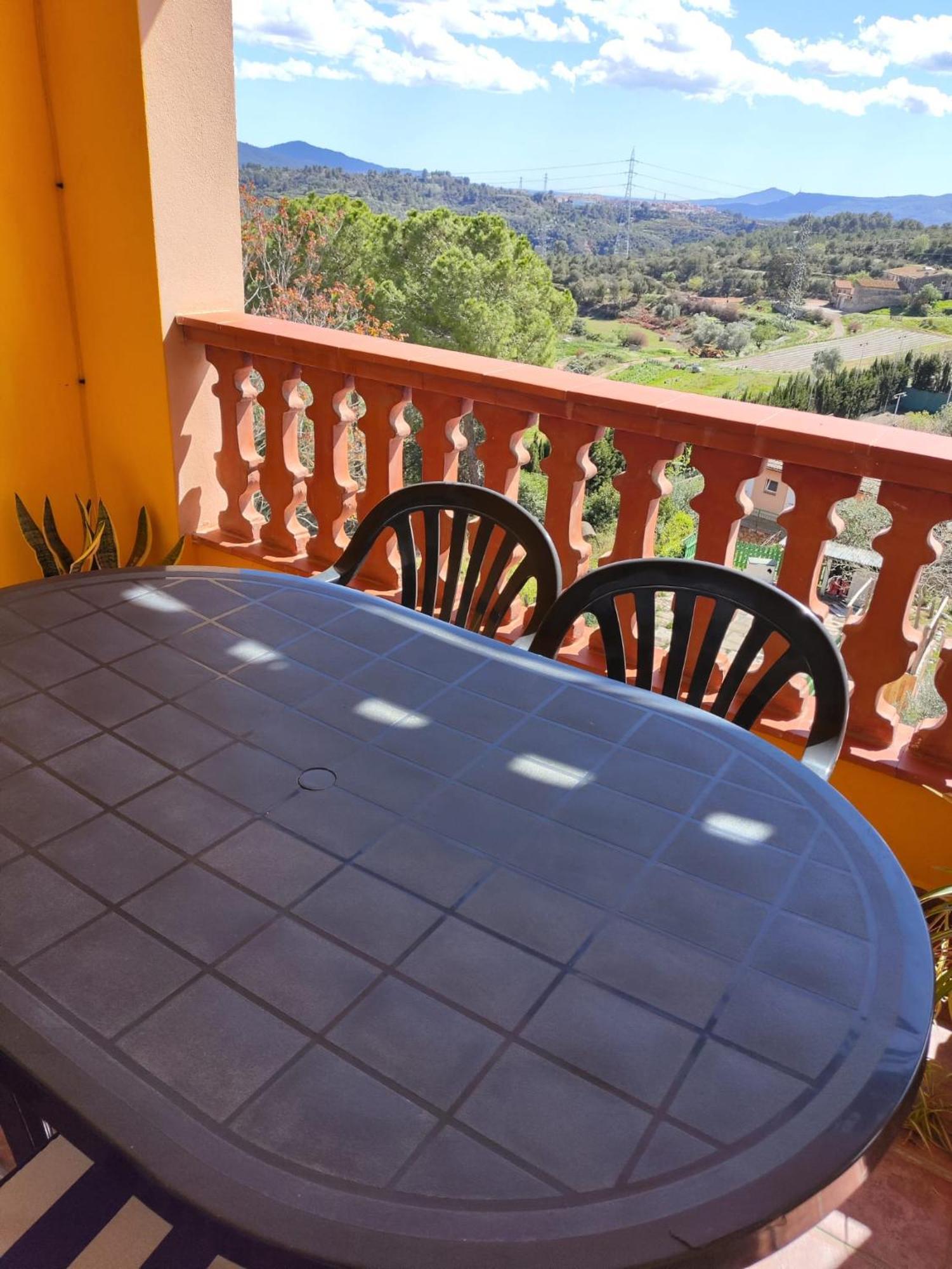 L'Olivera Casa Rural Castellbisbal Bagian luar foto